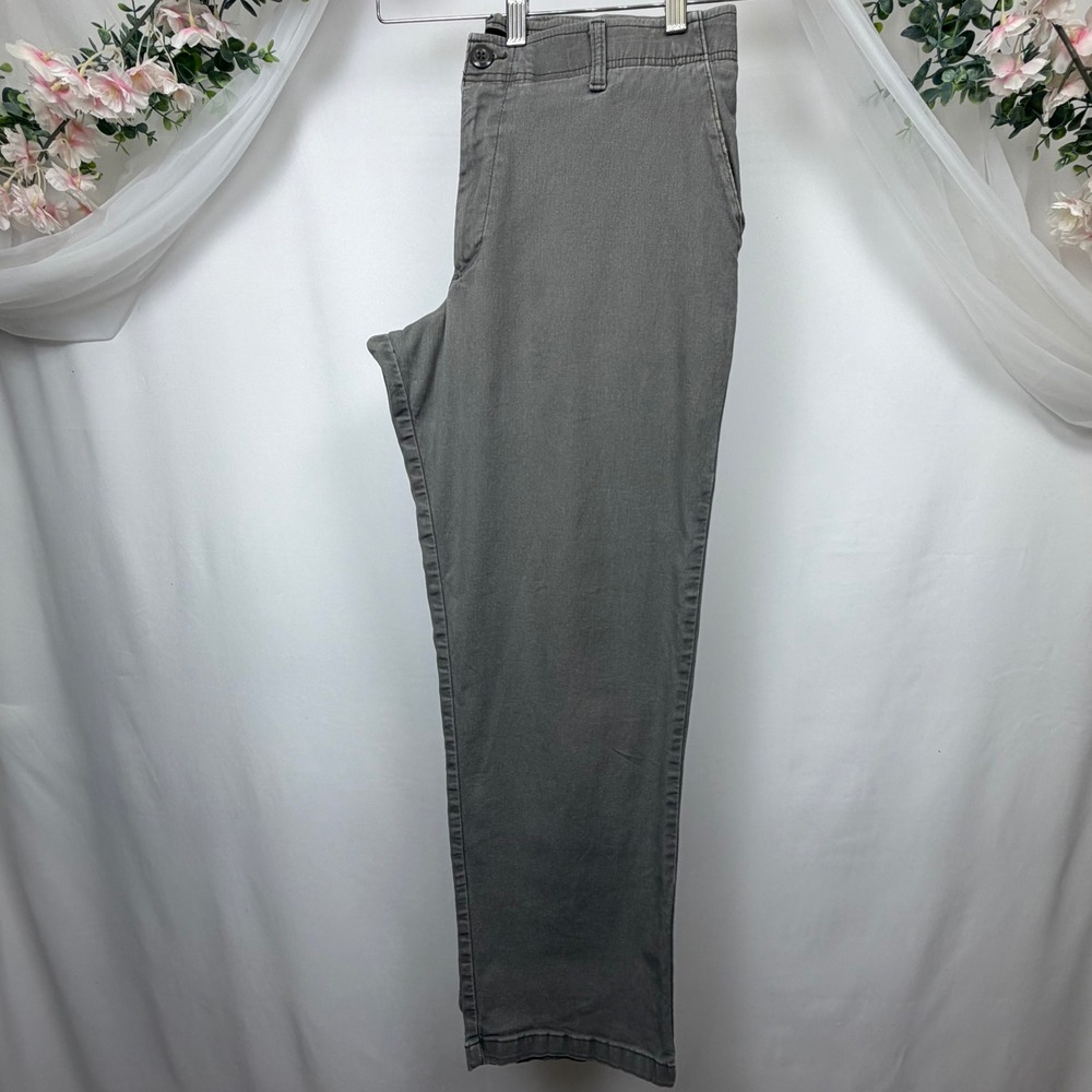 Wrangler Authentics Mens Straight Fit Chino Pants Gray 32x30 ZM675SB
